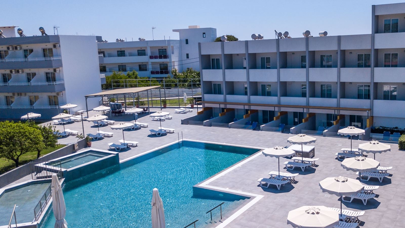 pools-outdoor-pool