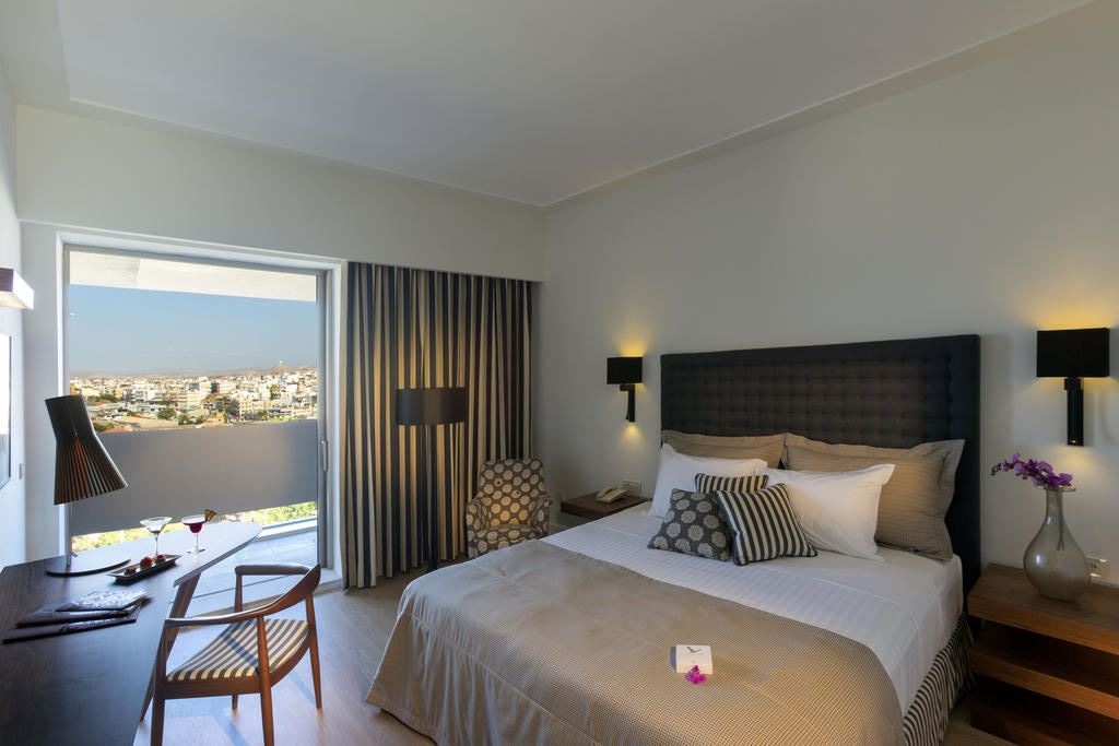 rooms-deluxe-room