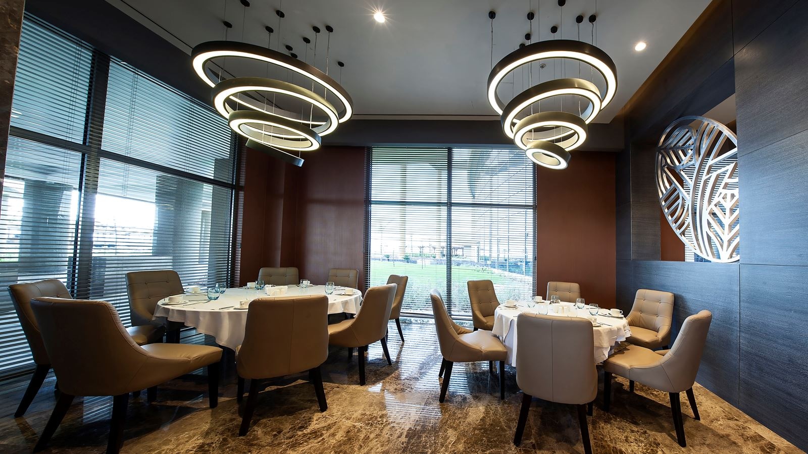 restaurants-leaf-restaurant