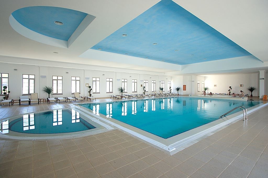 pools-indoor-pool