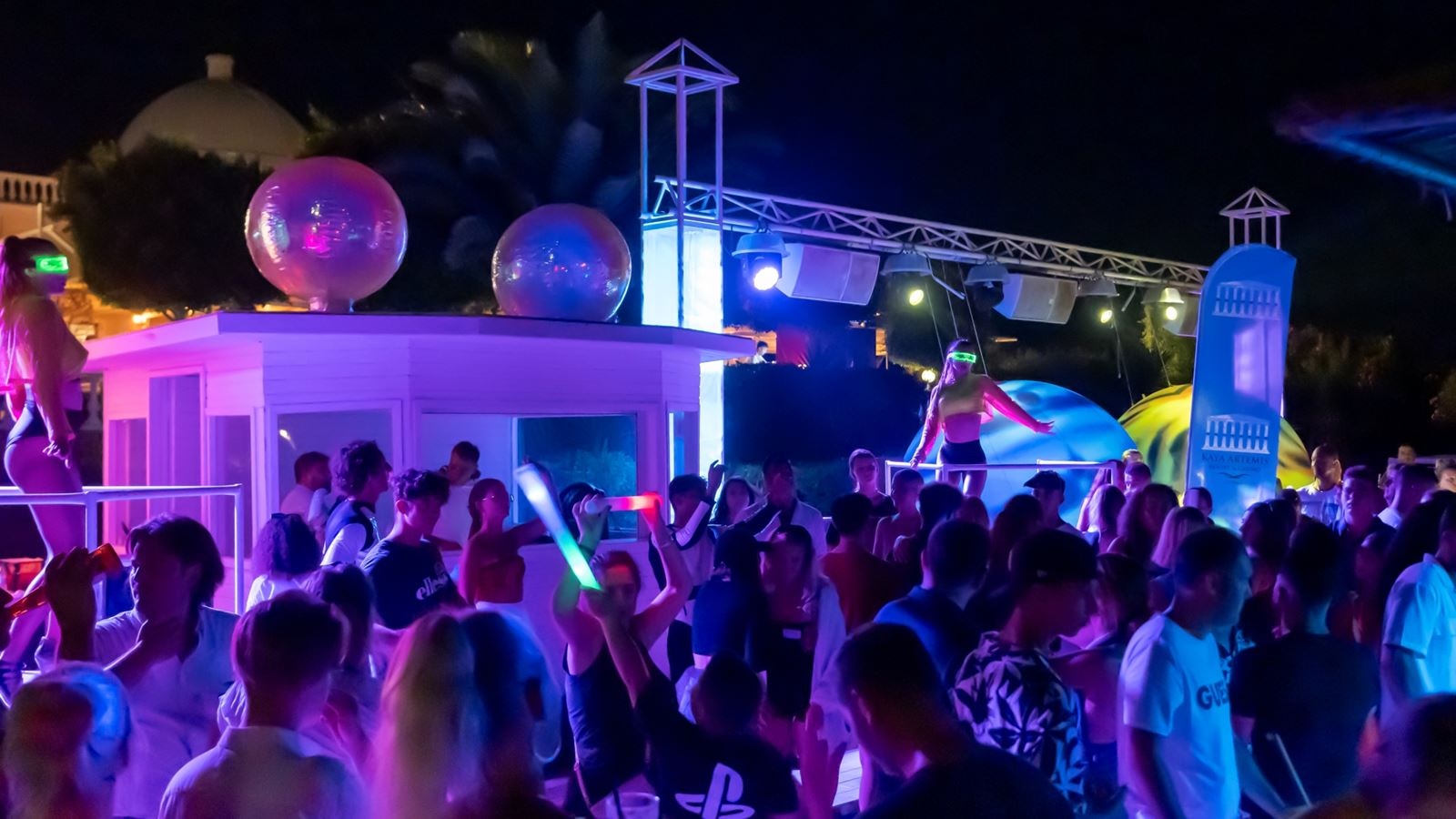 bars-temple-beach-bar