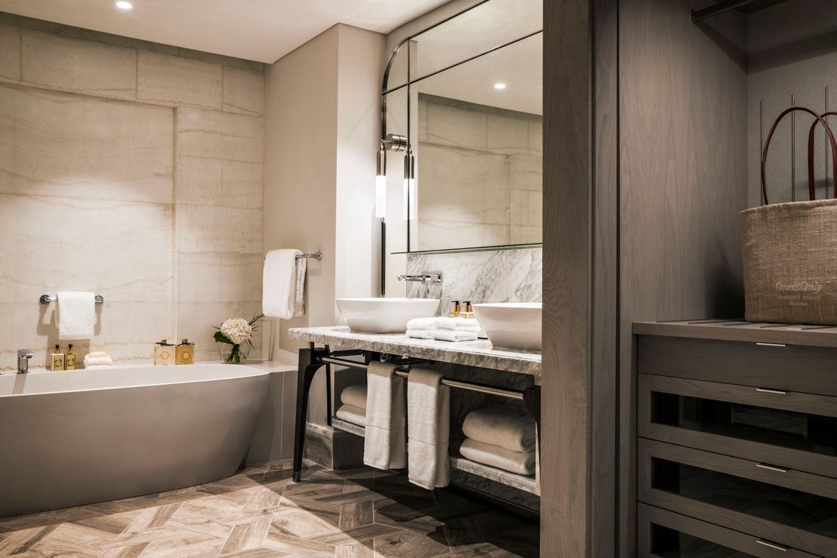 rooms-beachfront-suite