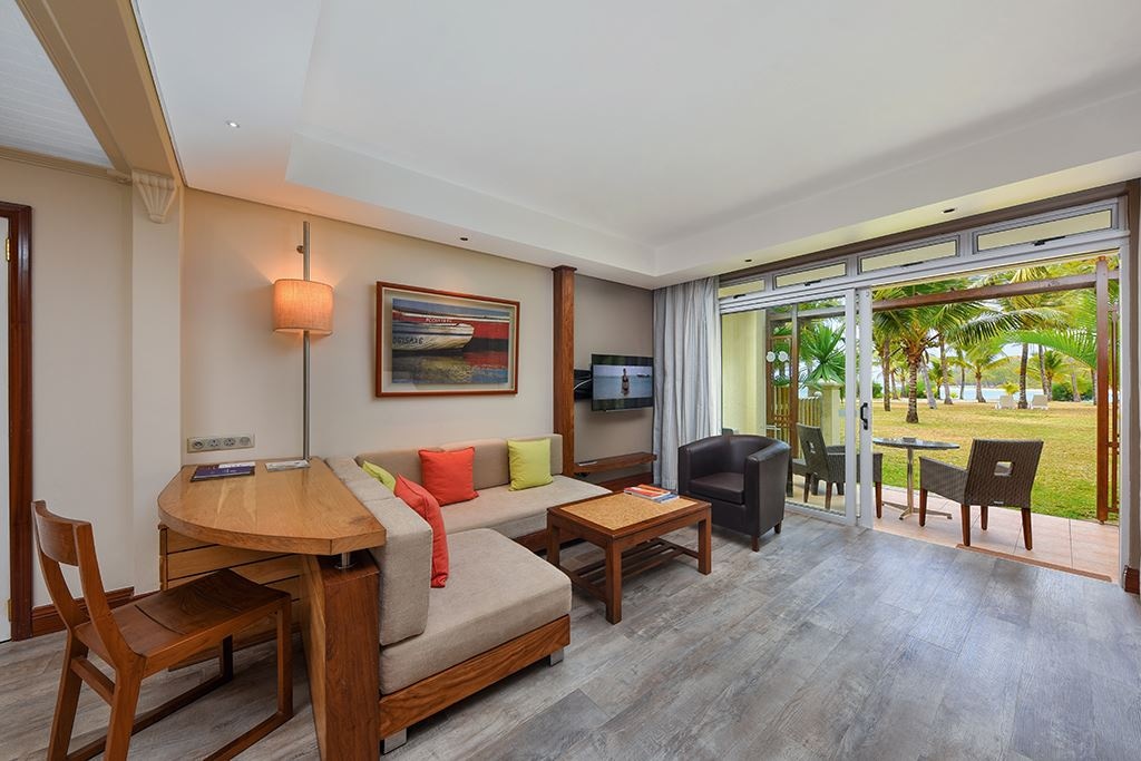 rooms-deluxe-room