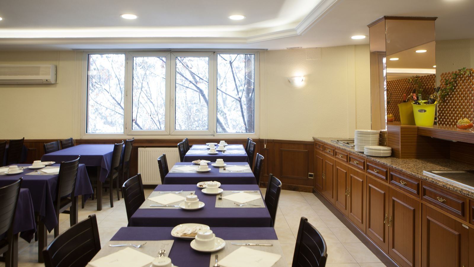restaurants-restaurants