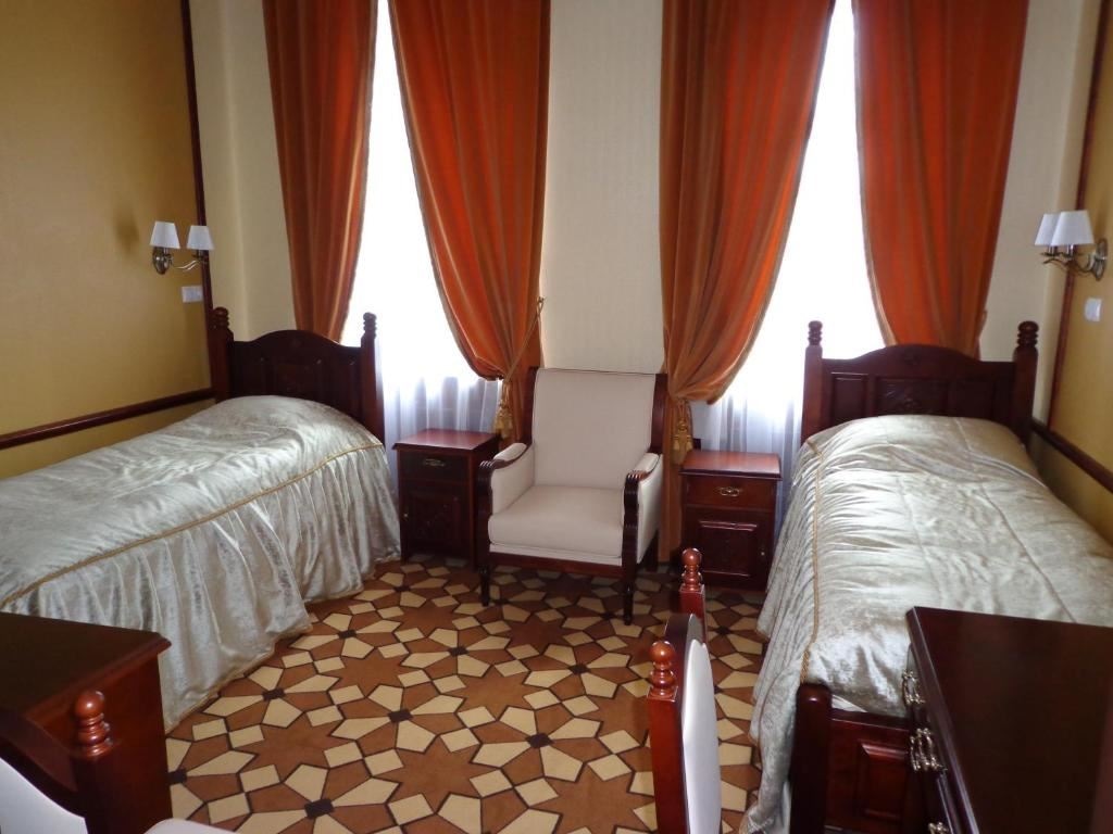 rooms-family-room