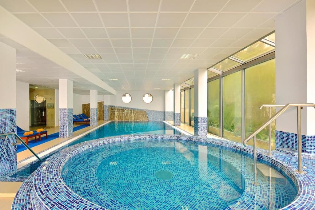 pools-pools