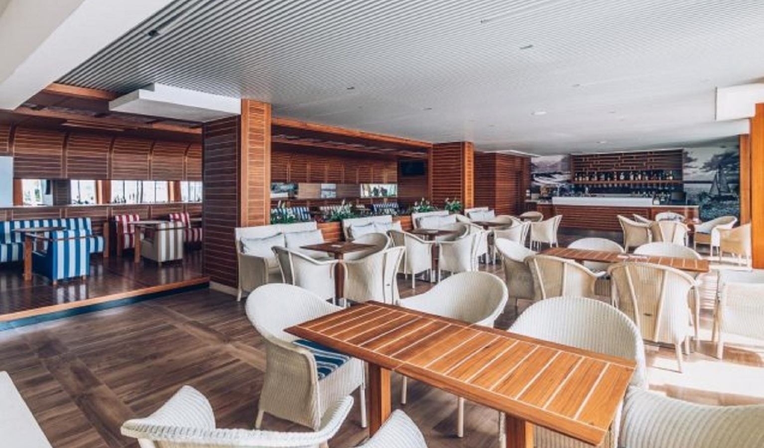 restaurants-main-restaurant