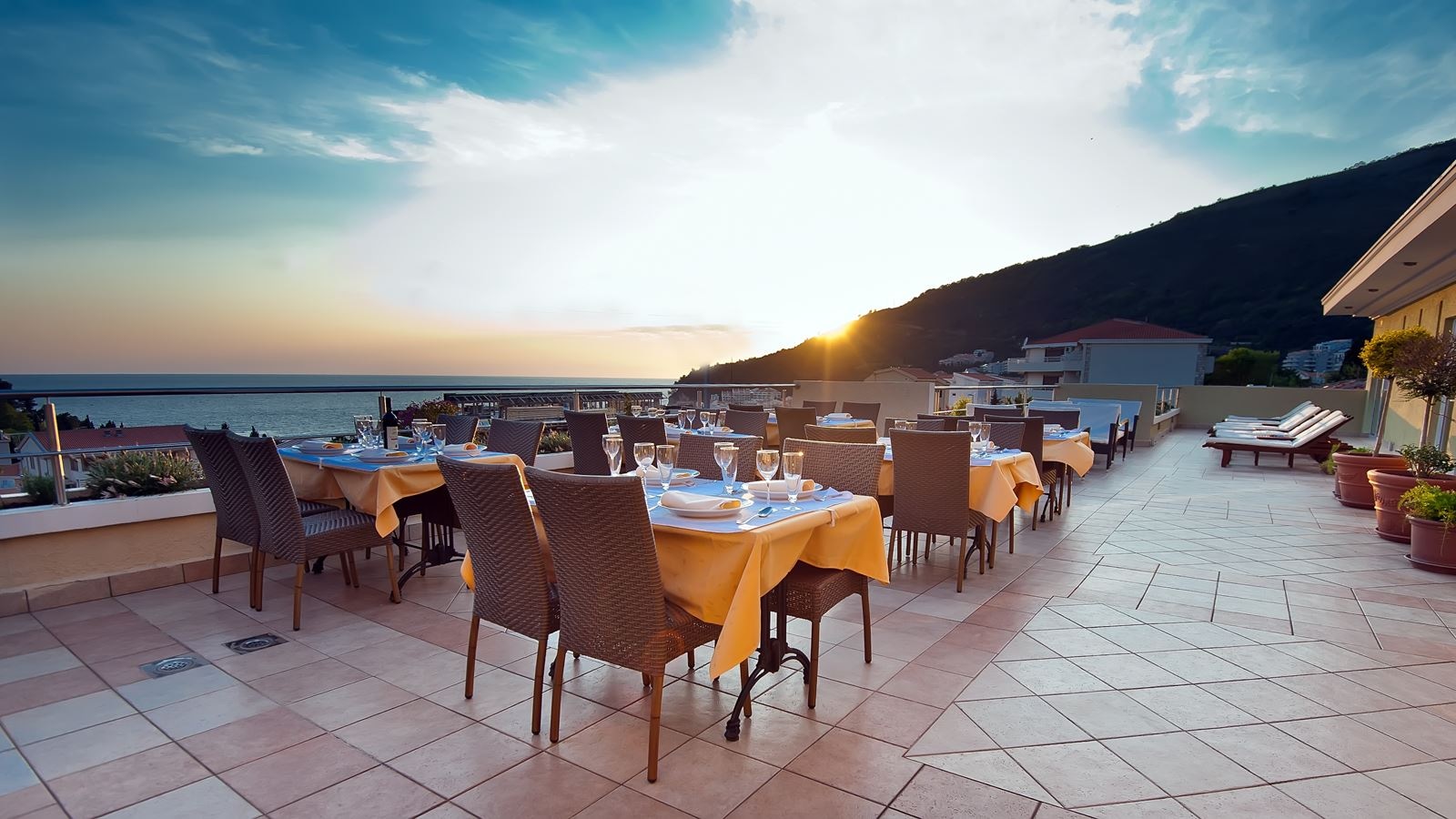 restaurants-restaurants