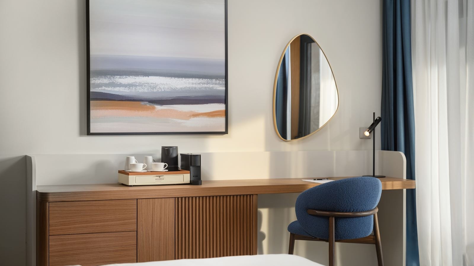 rooms-superior-room