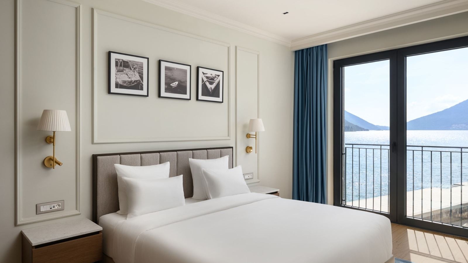 rooms-one-bedroom-apartment-sea-view