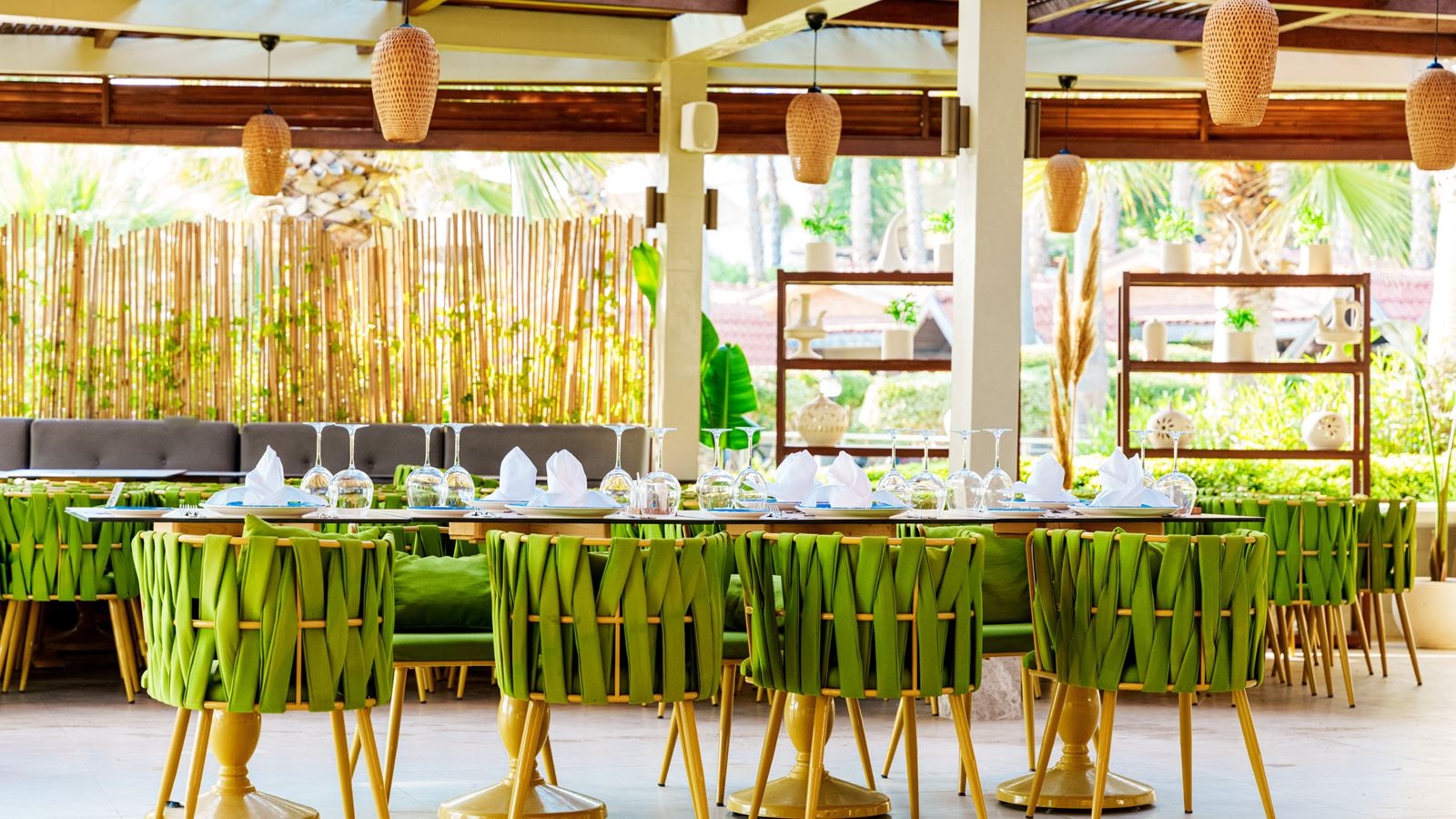 bars-beach-bar