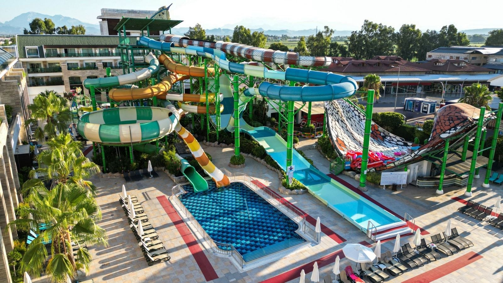 pools-outdoor-pool