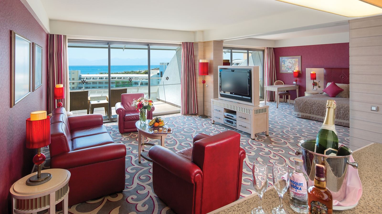 rooms-blue-suite