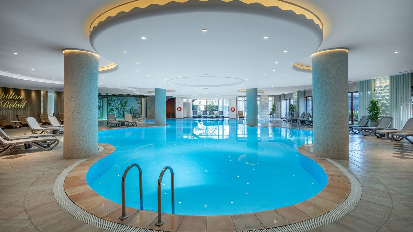 pools-indoor-pool