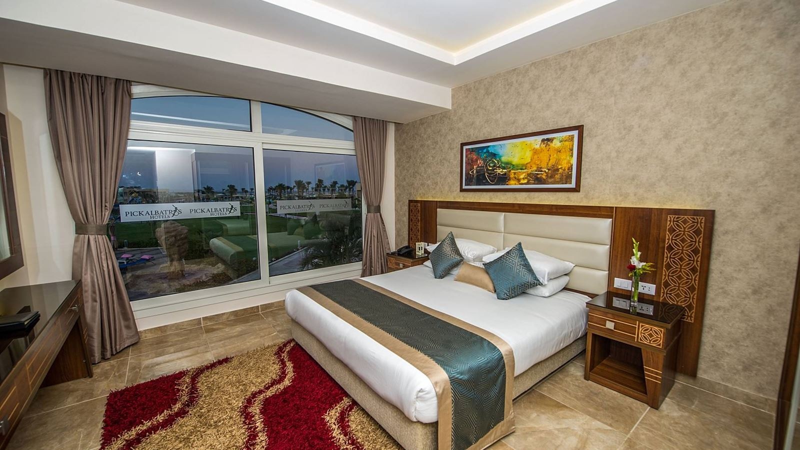 rooms-royal-suite