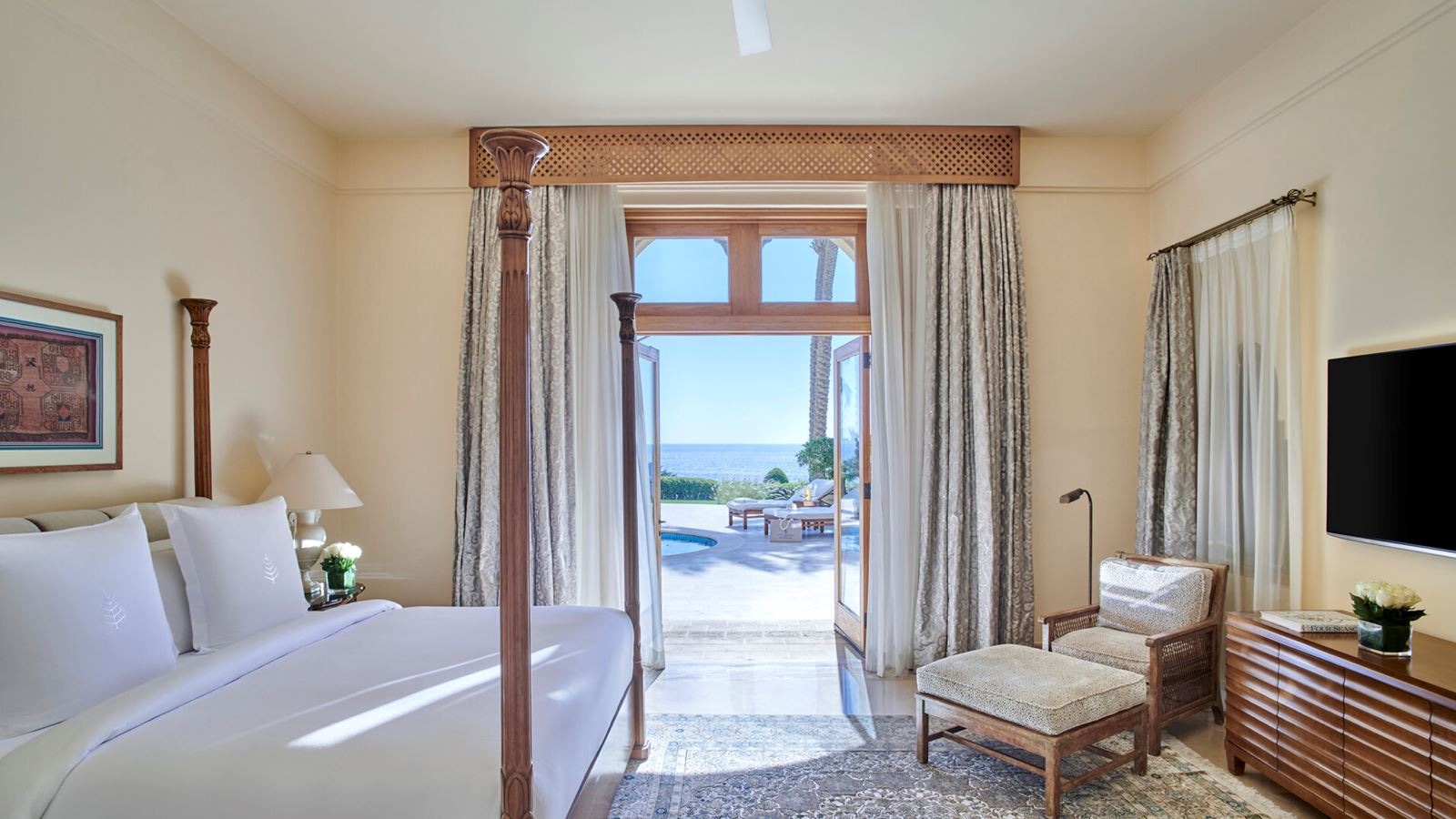 rooms-royal-suite