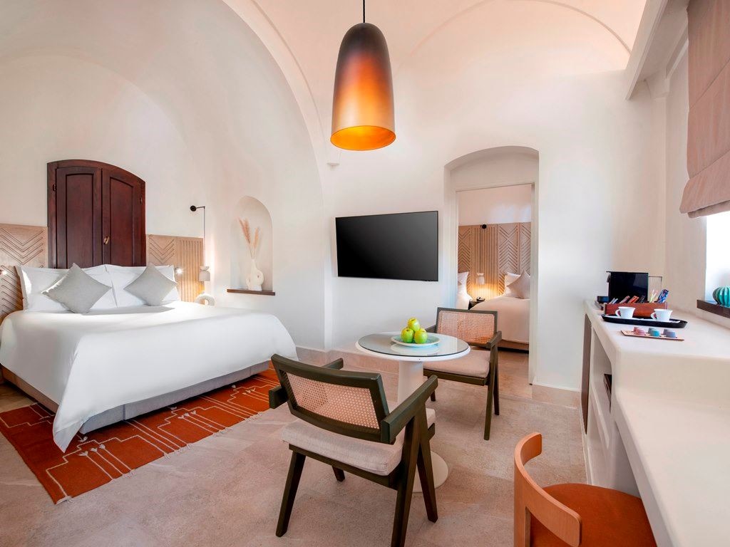 rooms-family-room