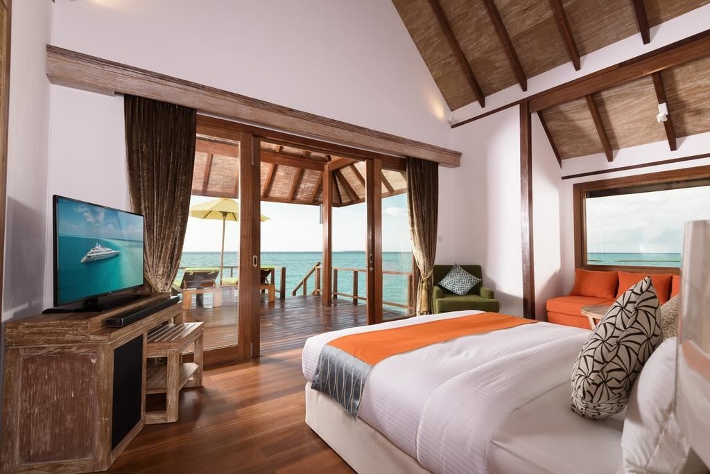 rooms-semi-water-villa