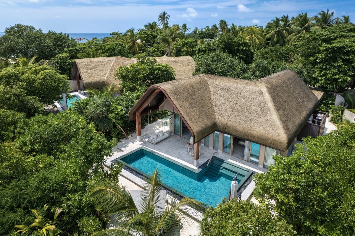 rooms-grand-beach-pool-villa