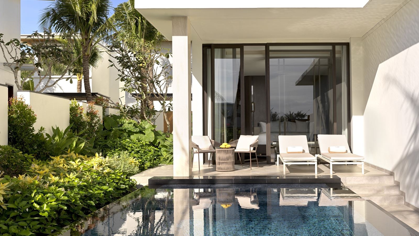 rooms-pool-pavilion