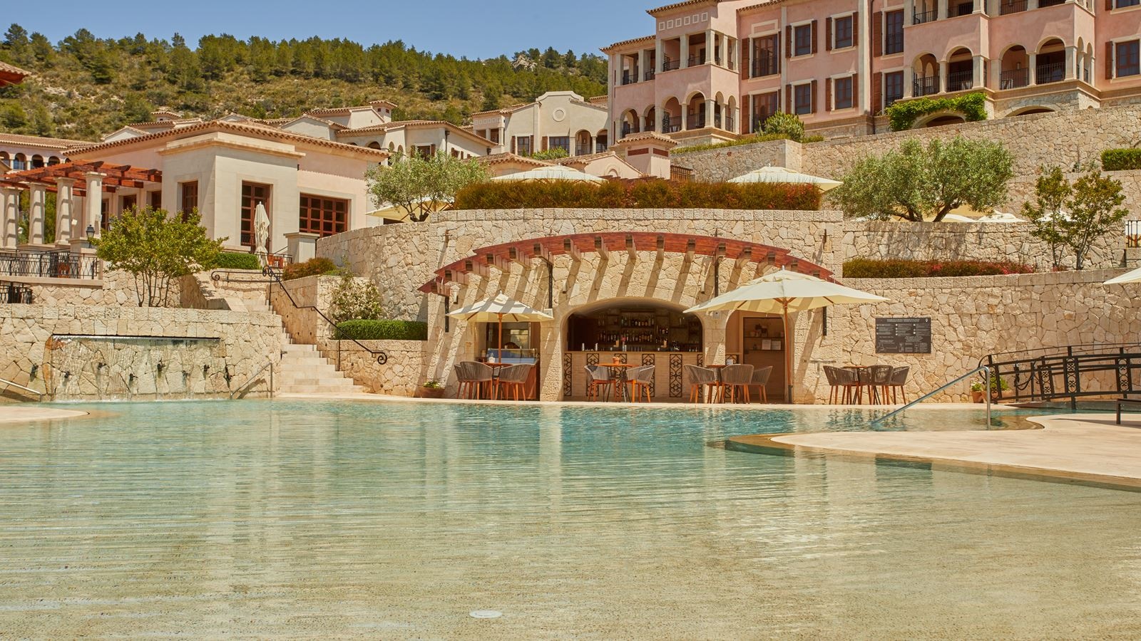 pools-outdoor-pool
