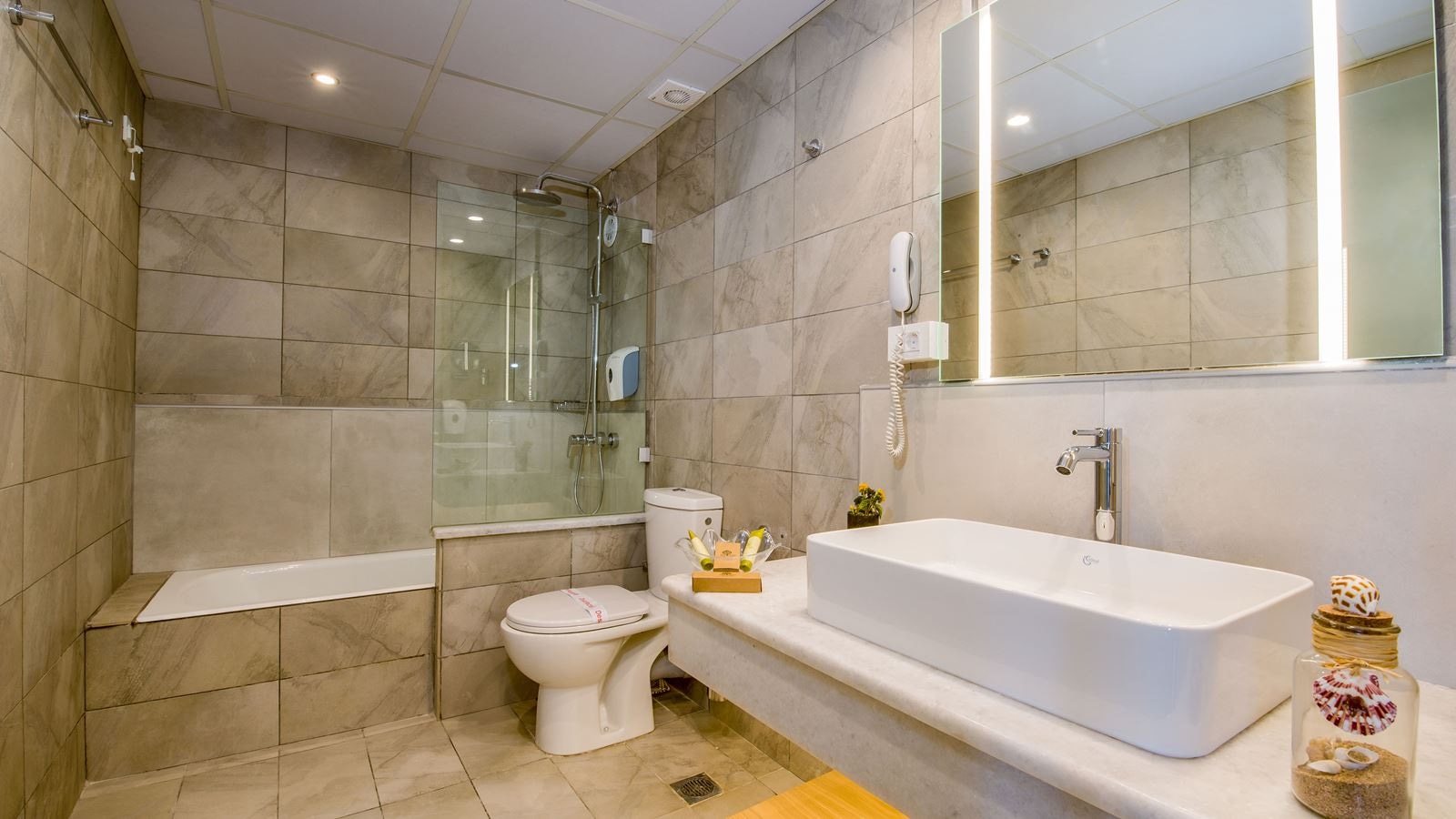 rooms-junior-suite