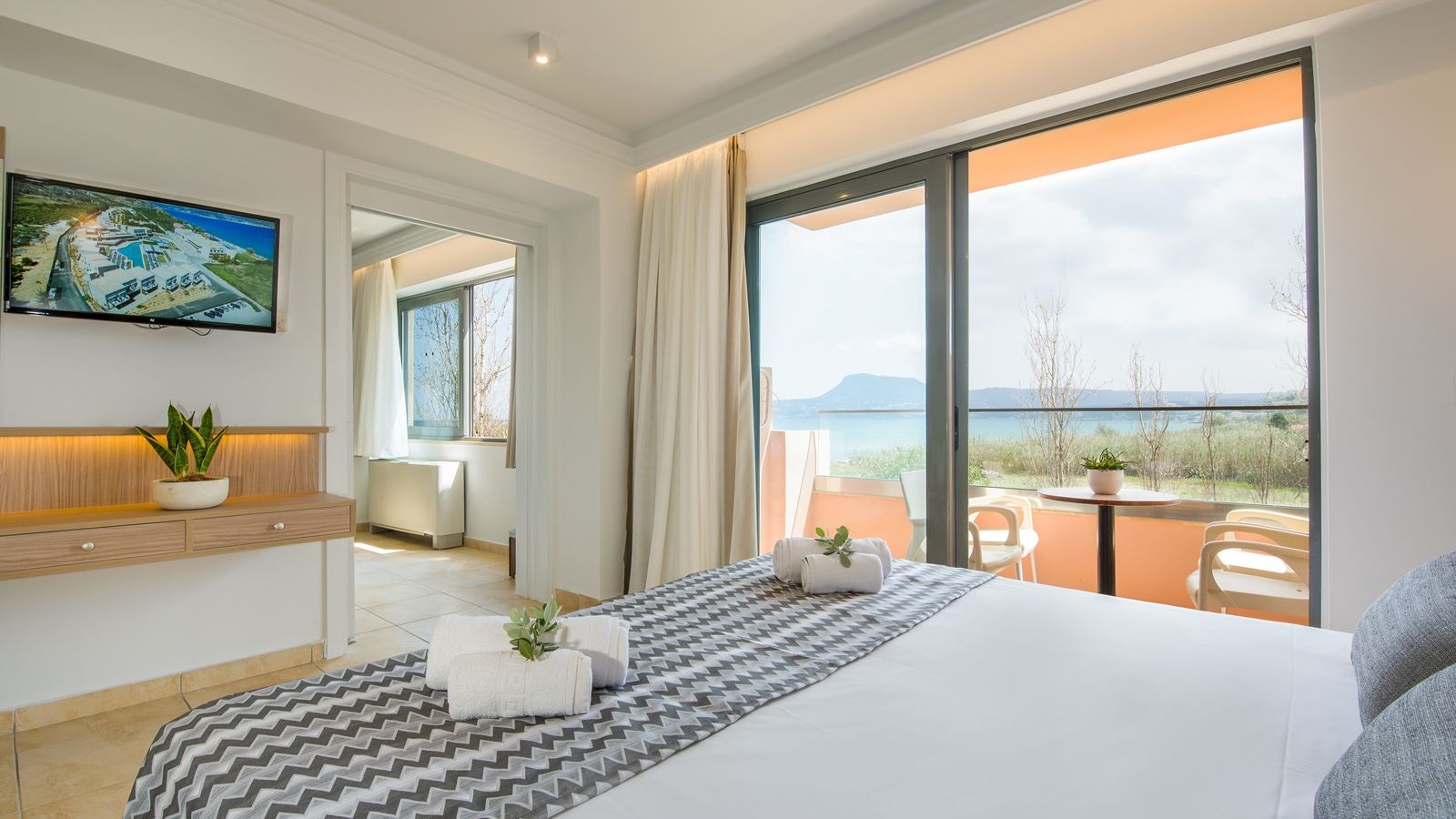 rooms-junior-suite