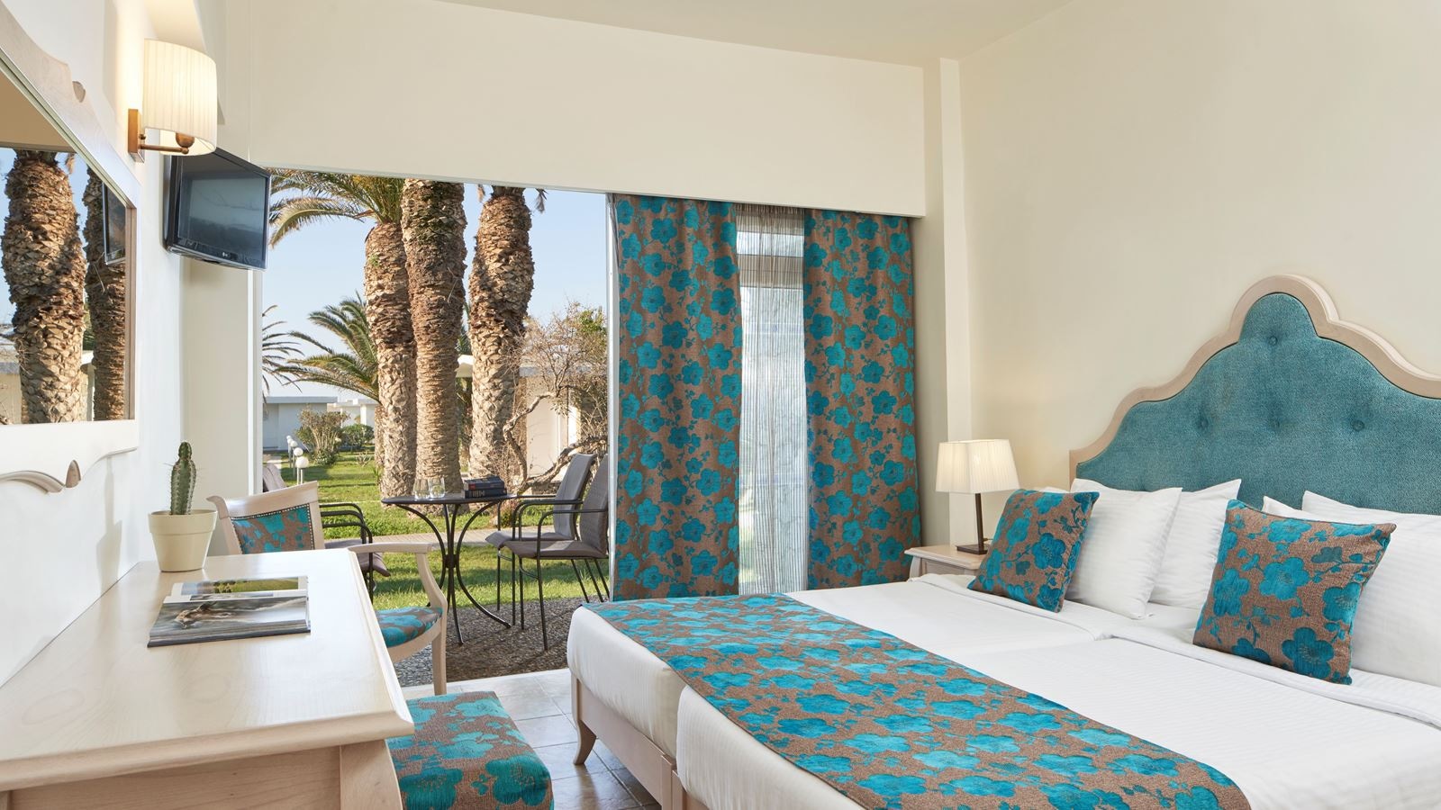 rooms-double-room-garden-view